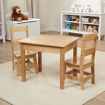 WOODEN TABLE & CHAIRS NATURAL